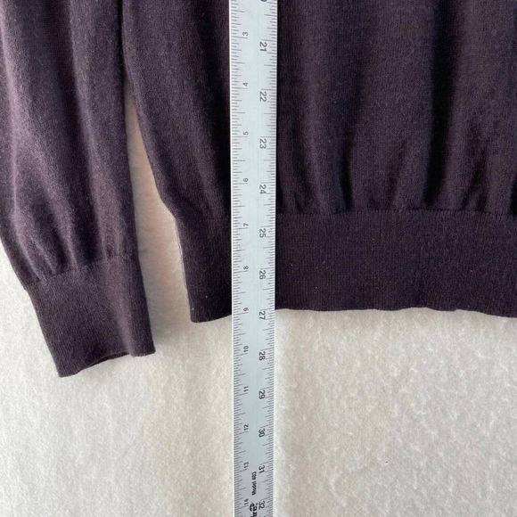 H&M Sweater Men's Sz S Dark Purple Pullover Cashmere V-neck Long Sleeve Stretch - Picture 4 of 12